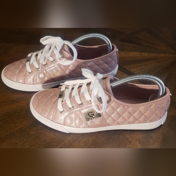 Guess Women's Quilted Pink Glitter Sneakers Size 8.5 - Picture 6 of 15